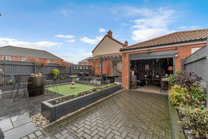 Photo 27- click for photo gallery